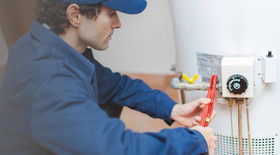 Professional Tankless Water Heater Installation in Jourdanton, TX